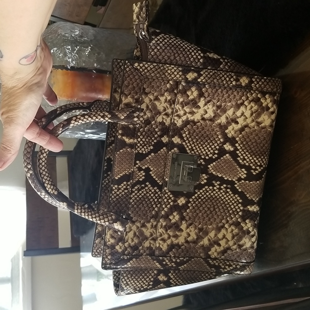 Michael kors bag